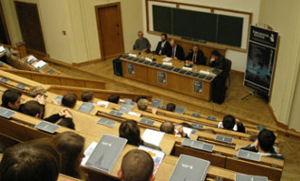 Schulen und Universitäten
